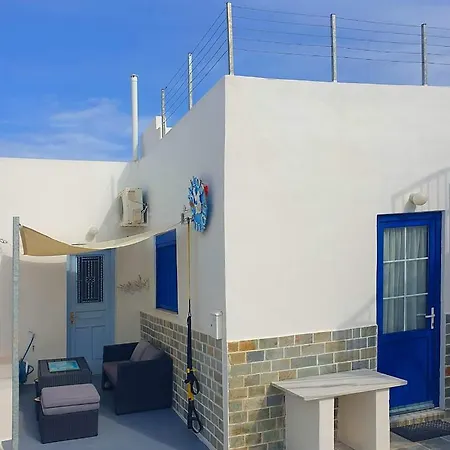 Milos Village 아파트 Triovasálos